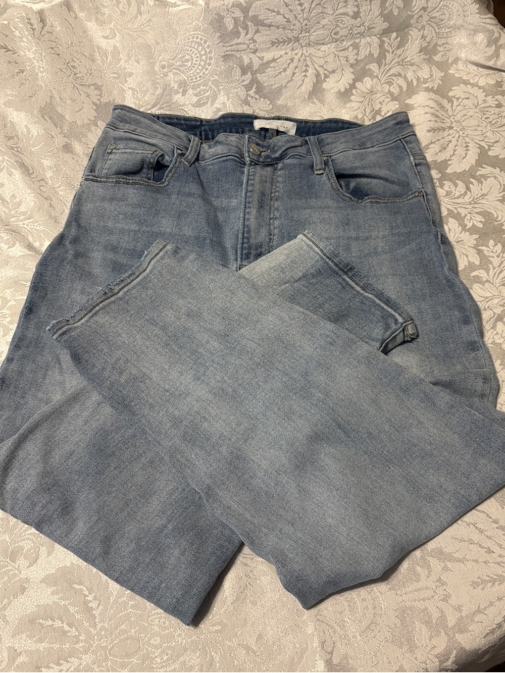 Light Blue Women’s Boyfriend Jeans - Relaxed Fit Denim